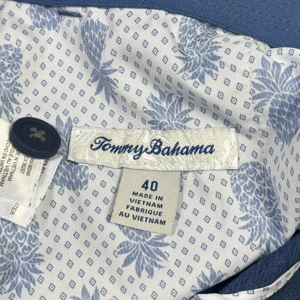 Tommy‎ Bahama Chip Shot Golf Chino Shorts Mens 40 Blue Polyester Performance